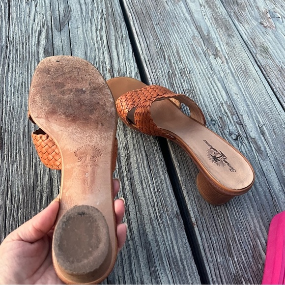 Tommy Bahama Caramel Brown Braided Women Summer Sandals size 9M - Picture 7 of 7